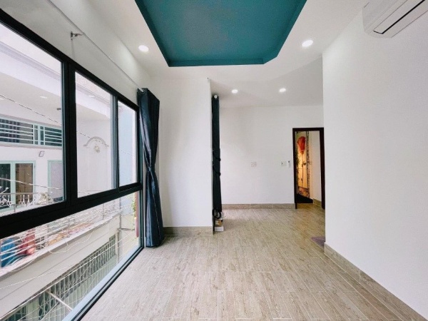 Bán nhà 2 tầng mặt tiền Đường Trần Văn Kiểu, Phường 10, Quận 6, Hồ Chí Minh